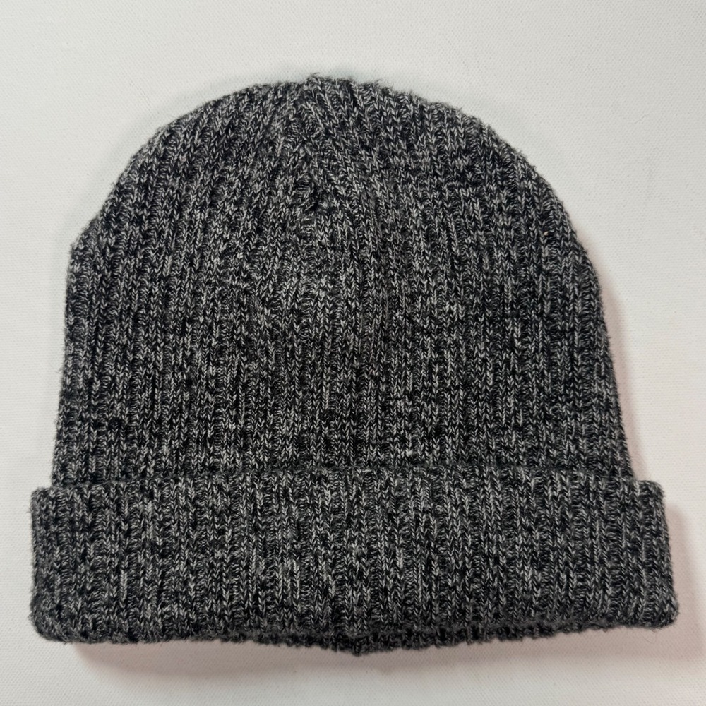 Time and Tru Womens Marled Knit Beanie Hat Black White Cuffed One Size TT213387